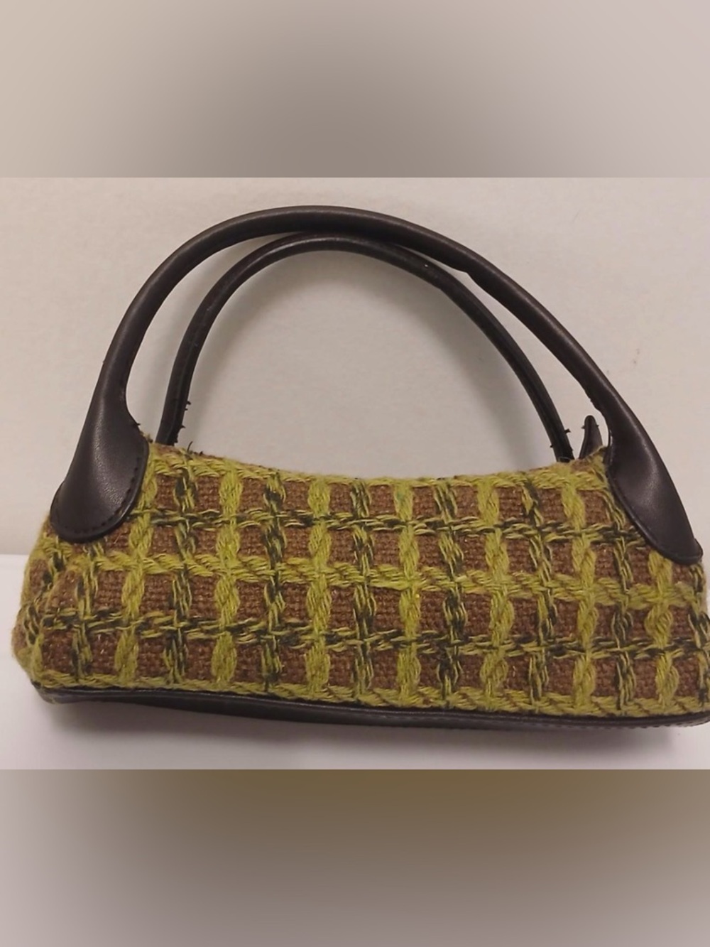 Vintage Sax Woven Hand bag/clutch With Faux Leather Handles Boho Ergonomic Curve